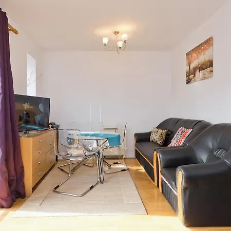 1 Bed Apart In Temple Bar Dublin